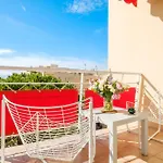 Les Amandiers Apartment